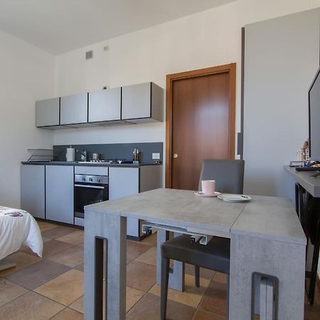 Fabulous Studio In Monza 15 Km To Milan City Centre Екстер'єр фото