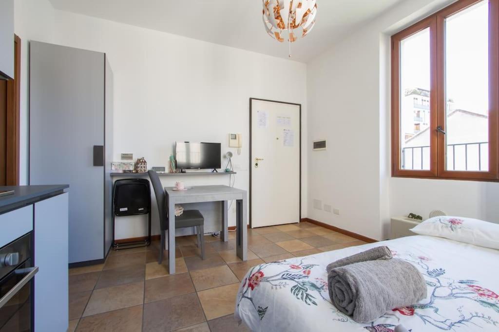 Fabulous Studio In Monza 15 Km To Milan City Centre Екстер'єр фото