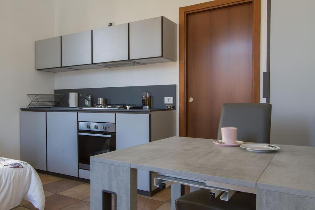 Fabulous Studio In Monza 15 Km To Milan City Centre Екстер'єр фото